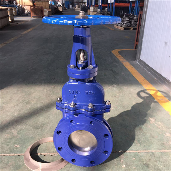 Installation and operation of knife gate valve