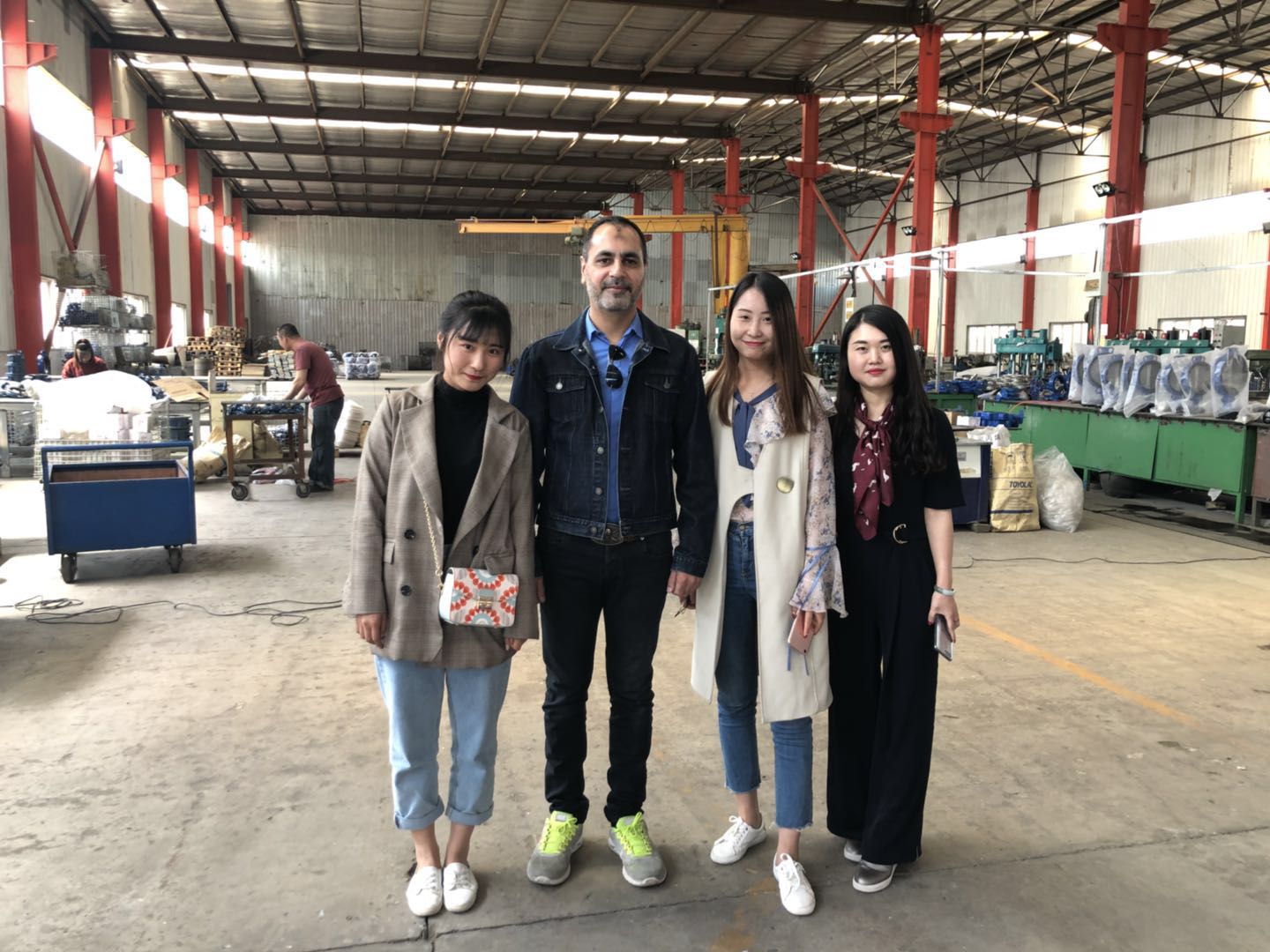 Welcome Pakistan clients visit our factory