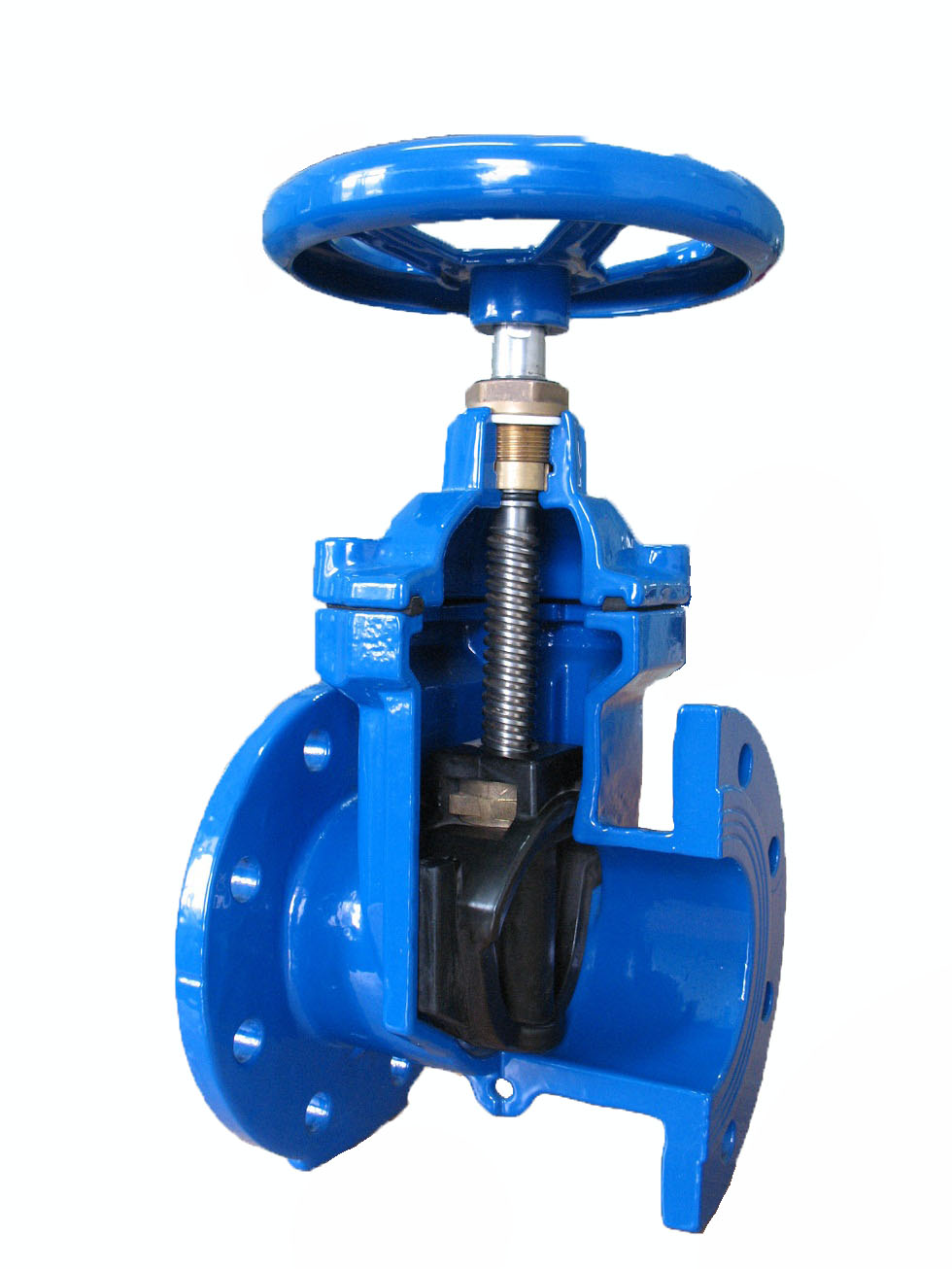How gate valves work when opened and closed?
