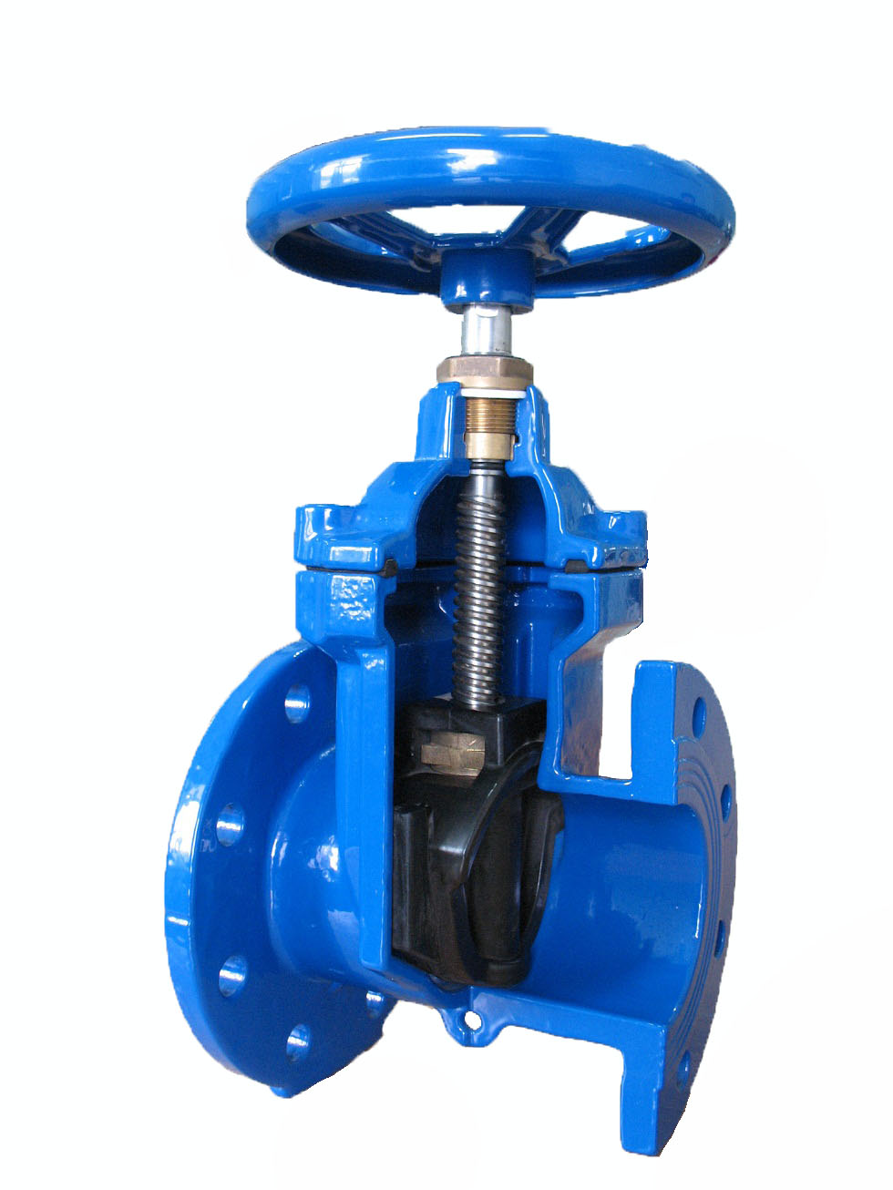 How gate valves work when opened and closed?